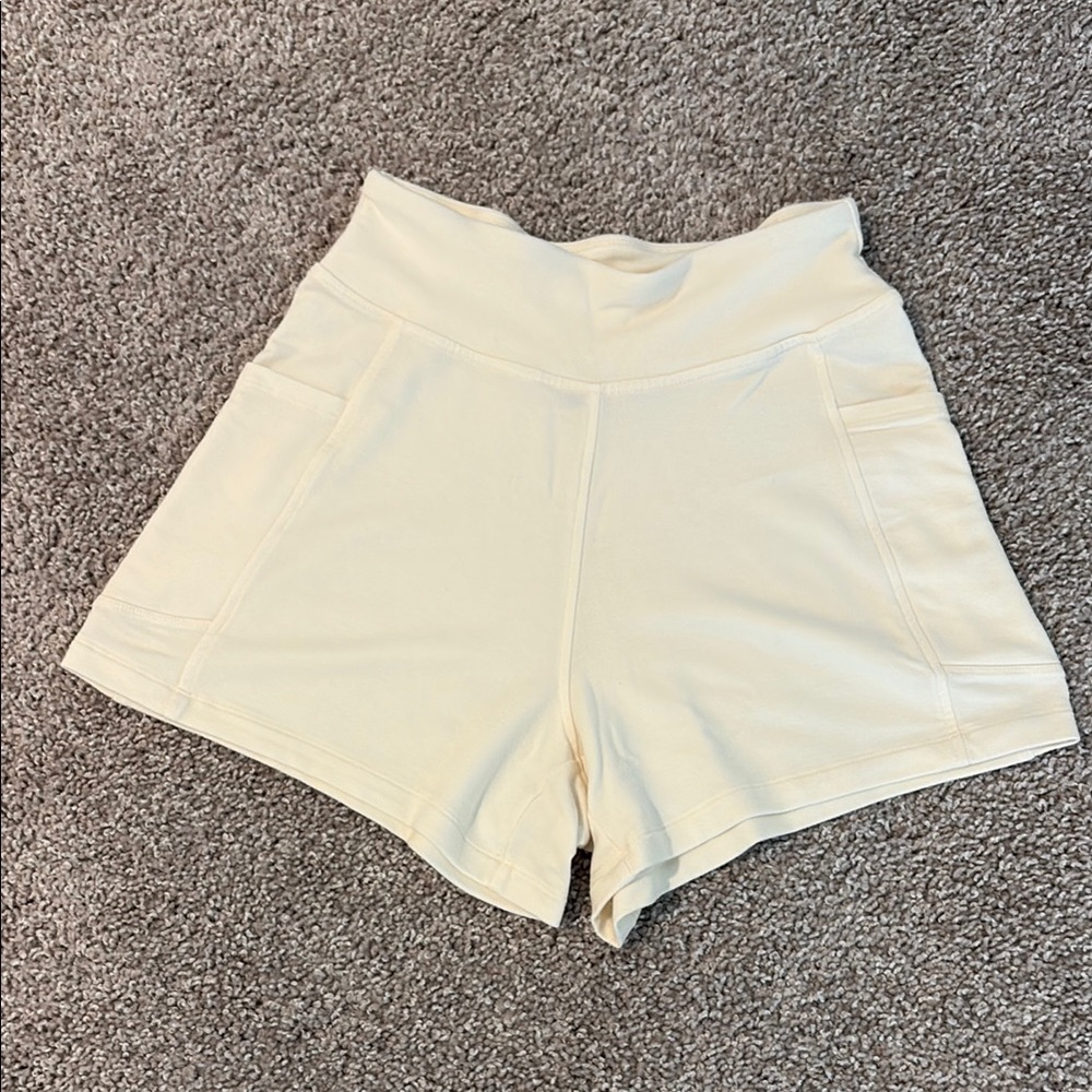 Cream High Waist Relaxed Fit Shorts